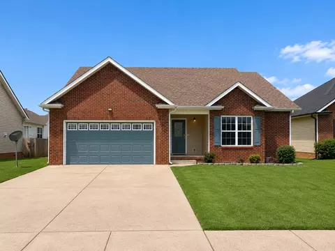 2693 Arthurs Ct, Clarksville, TN 37040