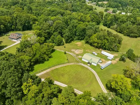 View/Area - 2300 Lee Rd, Spring Hill, TN 37174 photo 2 of 6