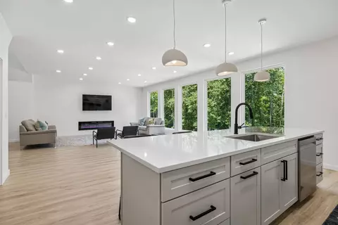 Kitchen - 2300 Lee Rd, Spring Hill, TN 37174 photo 12 of 16