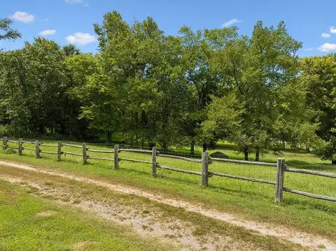 Exterior - 2300 Lee Rd, Spring Hill, TN 37174 photo 9 of 20