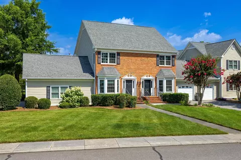 1516 Heritage Landing Dr, Chattanooga, TN 37405