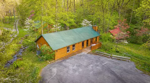 1610 Jobey Green Hollow Rd, Sevierville, TN 37876