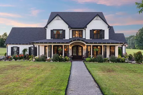 9952 Missionary Ridge Rd, Bon Aqua, TN 37025