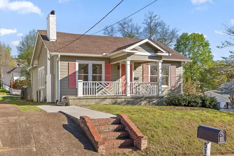 517 Young Ave, Chattanooga, TN 37405