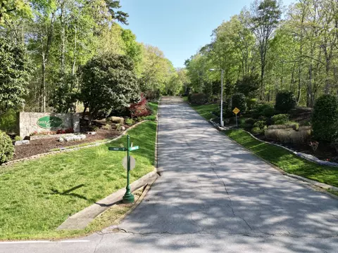 5716 Topsail Greens Dr, Chattanooga, TN 37416