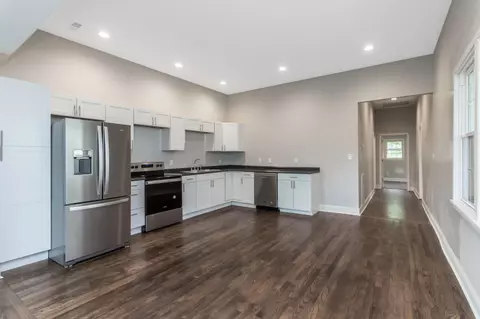 2420 E 12th St, Chattanooga, TN 37404