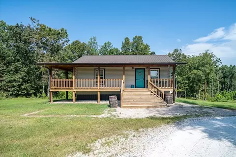 620 Kimmins St, Hohenwald, TN 38462