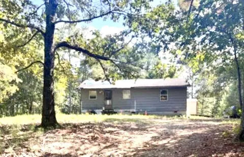 2950 Davis Rd, Rocky Face, GA 30740