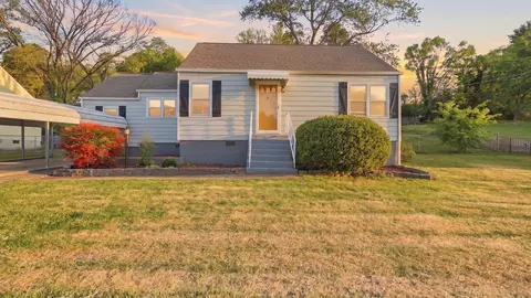 1411 Hickory Valley Rd, Chattanooga, TN 37421