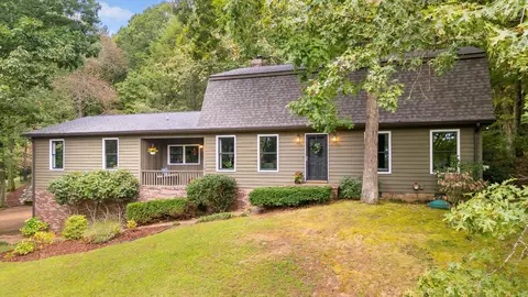 406 Fort Trace Rd, Lookout Mountain, GA 30750