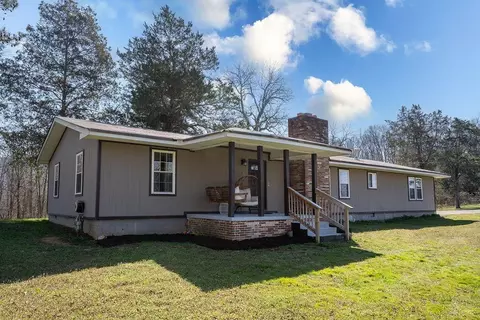 641 Maine Ave, Wildwood, GA 30757