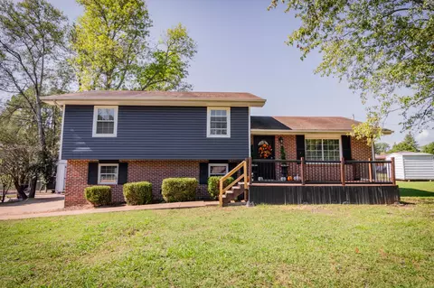 206 Becky Dr, Rossville, GA 30741