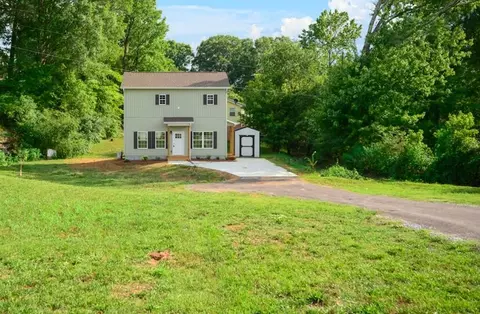 4710 Briarwood Dr, Chattanooga, TN 37416