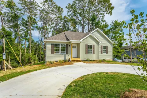 3686 Saluda St, Chattanooga, TN 37406
