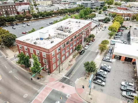 1301 Market St #204, Chattanooga, TN 37402