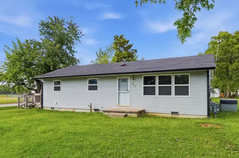 220 Austin Ave, Shelbyville, TN 37160