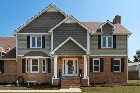 810 Twelve Oaks Rd, Tullahoma, TN 37388