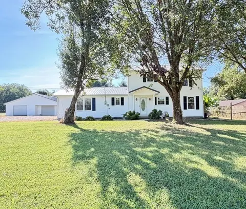 1684 Fletcher Rd, Estill Springs, TN 37330