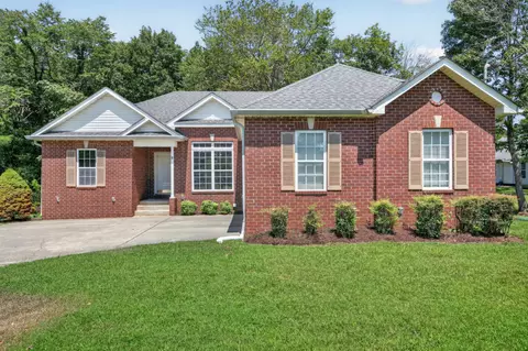 253 Oak Point Ln, Mount Juliet, TN 37122