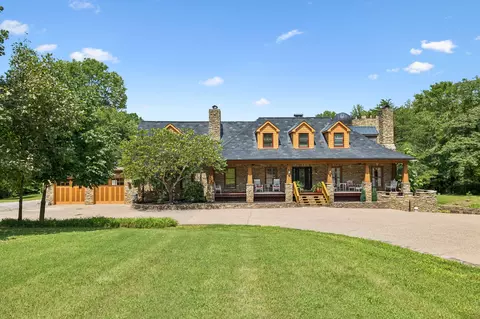 1374 Peter Pond Rd, Ashland City, TN 37015
