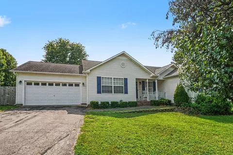 916 Creekview Dr, Columbia, TN 38401
