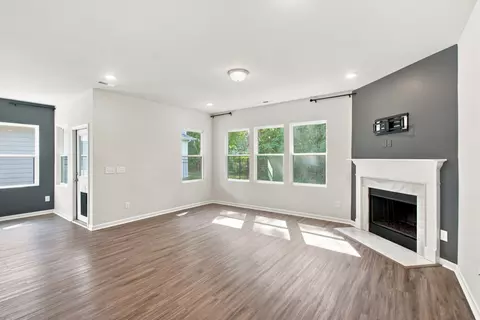 Living - 2924 Eckersley Dr, Murfreesboro, TN 37128 photo 1 of 7