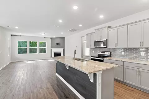 Kitchen - 2924 Eckersley Dr, Murfreesboro, TN 37128 photo 1 of 7
