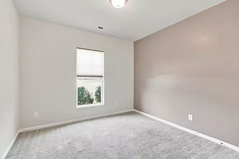 Bedroom - 2924 Eckersley Dr, Murfreesboro, TN 37128 photo 2 of 5