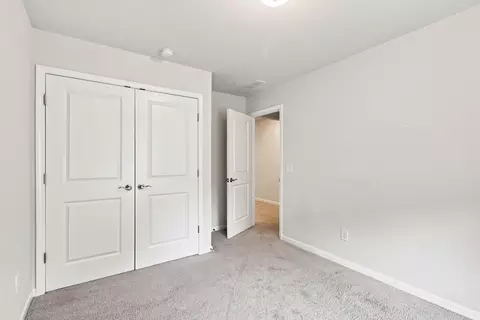 Bedroom - 2924 Eckersley Dr, Murfreesboro, TN 37128 photo 5 of 5