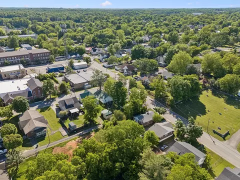 View/Area - 209 Murrell St, Dickson, TN 37055 photo 1 of 5