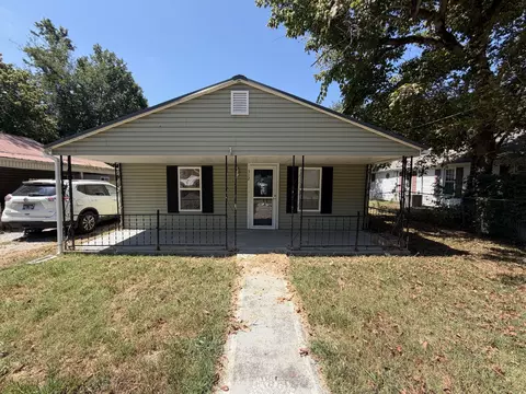 312 Gentry St, Tullahoma, TN 37388