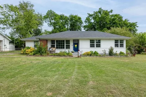 814 Rackley Dr, Pulaski, TN 38478