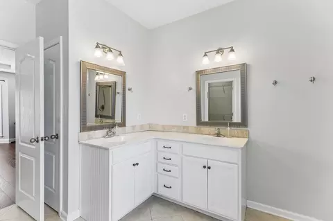 Bath - 1817 Splash Pl, Murfreesboro, TN 37130 photo 3 of 8