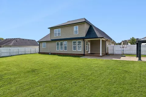 Exterior - 1817 Splash Pl, Murfreesboro, TN 37130 photo 4 of 10