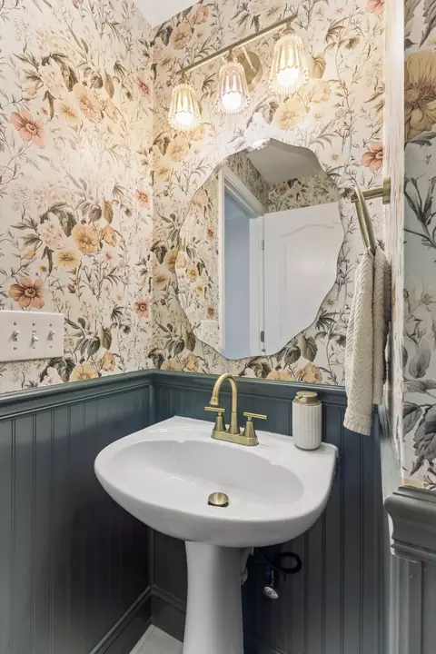 Bath - 1817 Splash Pl, Murfreesboro, TN 37130 photo 5 of 8