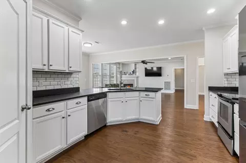 Kitchen - 1817 Splash Pl, Murfreesboro, TN 37130 photo 2 of 6