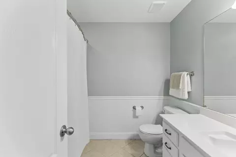 Bath - 1817 Splash Pl, Murfreesboro, TN 37130 photo 6 of 8