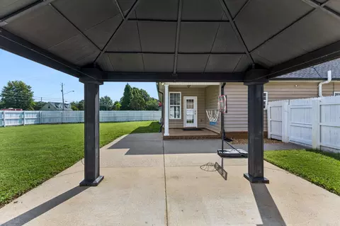 Exterior - 1817 Splash Pl, Murfreesboro, TN 37130 photo 7 of 10