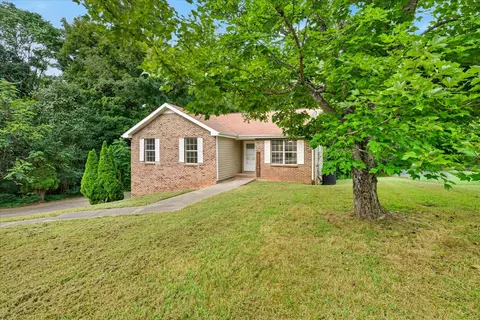 1315 Hand Dr, Clarksville, TN 37042