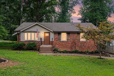 2433 Rychen Dr, Nashville, TN 37217