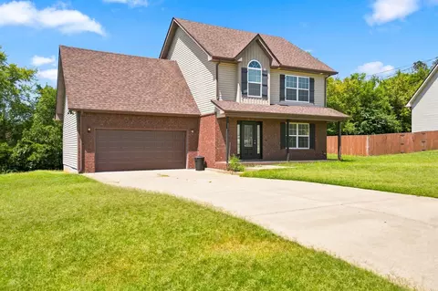 121 Pledge Ct, La Vergne, TN 37086