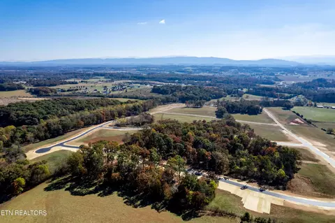 991215 Herbert Dr, Greenback, TN 37742