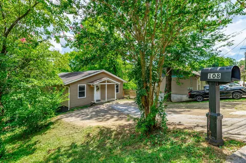 108 S Seminole Dr, Chattanooga, TN 37411