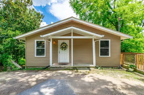 108 S Seminole Dr, Chattanooga, TN 37411