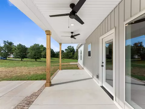 Exterior - 235 Loss Crouch Rd, Morrison, TN 37357 photo 5 of 8