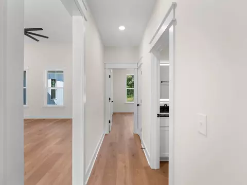 Entry Way - 235 Loss Crouch Rd, Morrison, TN 37357 photo 2 of 4