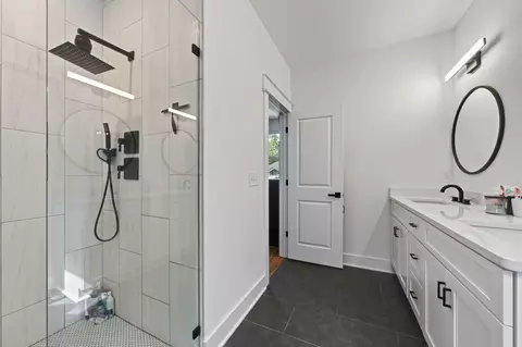 Bath - 809 Ruby Way, White Bluff, TN 37187 photo 2 of 5