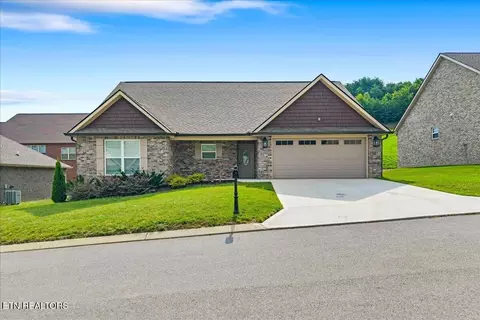 3866 Doral Dr, Maryville, TN 37801
