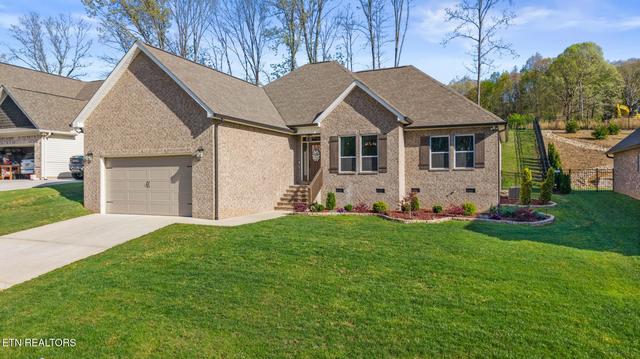 547 Carrington Blvd, Lenoir City, TN 37771
