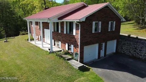 809 Grandview, Tellico Plains, TN 37385